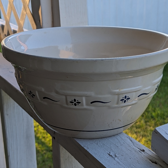 Longaberger Woven Traditions - Picture 2 of 5